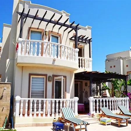 בית נופש Bodrum Adabuku Flamingo Golf & Country