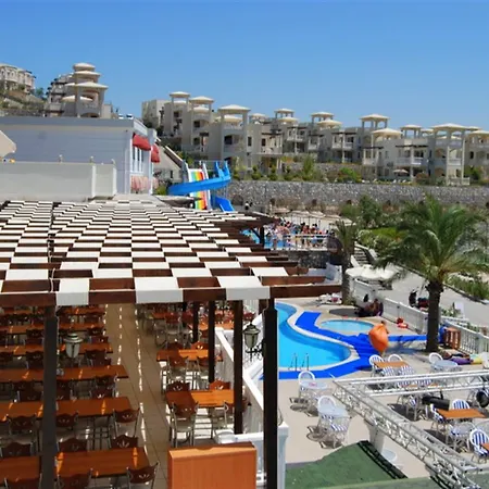 Bodrum Adabuku Flamingo Golf & Country Holiday home *